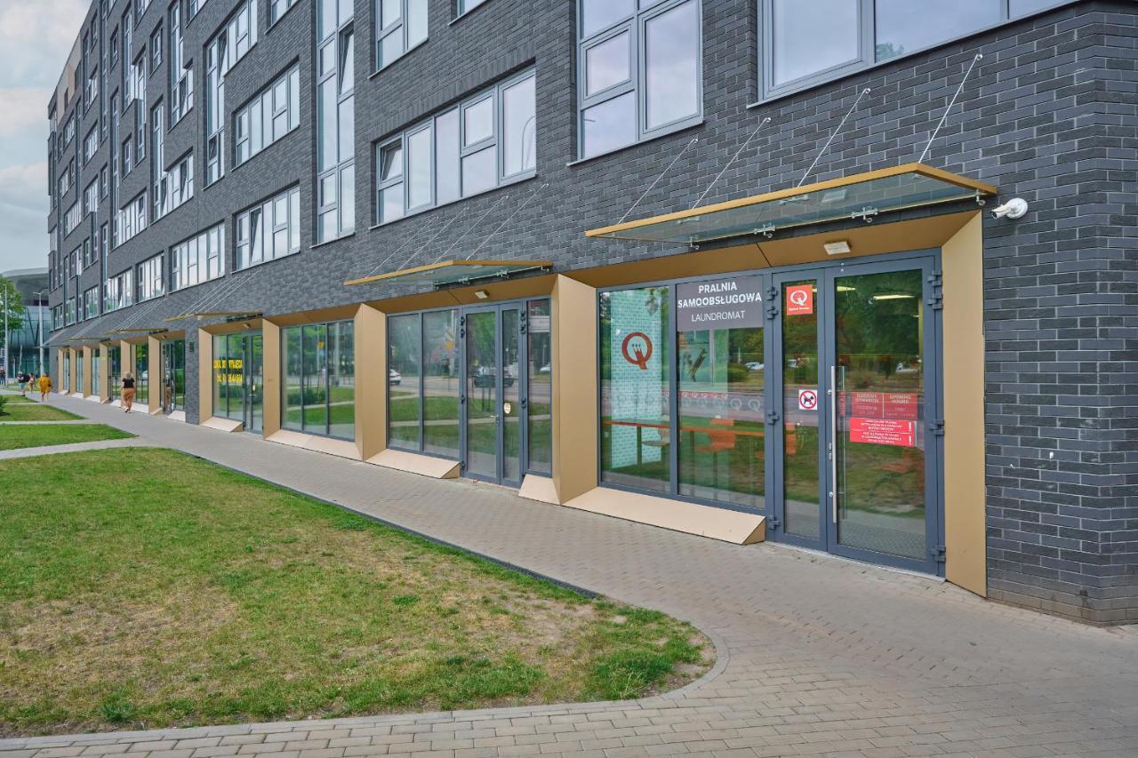 Trendy Studios With Home Office Near Wroclaw Main Station By Noclegi Renters Bagian luar foto